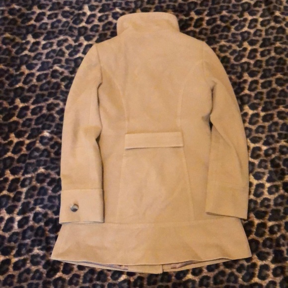 Warm Jacket - Picture 2 of 4